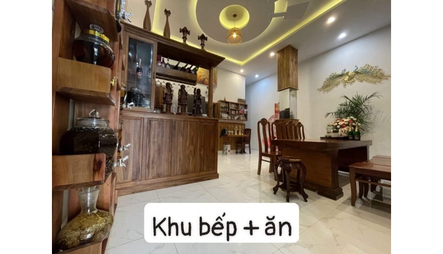 BẤT ĐỘNG SẢN SỐ1 ( 13 TỶ). MÃ SẢN PHẨM:#N3679  BÁN HOMESTAY ĐANG KINH DOANH MẶT TIỀN ĐƯỜNG DIÊN HỒNG , TP. QUY NHƠN. 